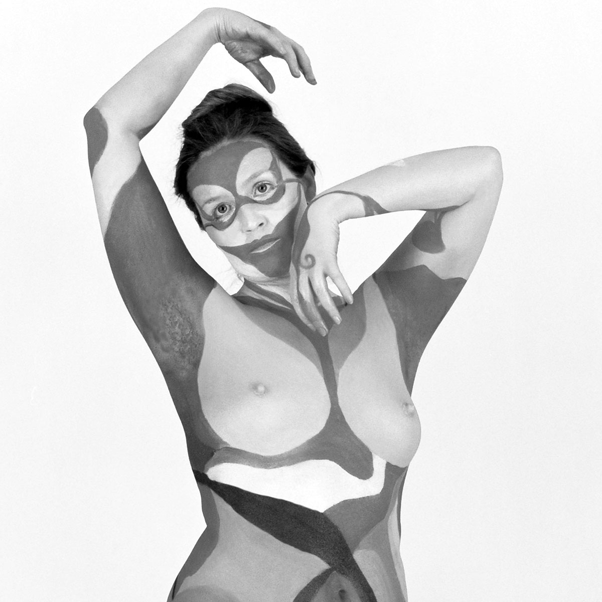 FKK, nackt und frei - klassische Aktfotografie - Körperbemalung - Hannelore Dörrich